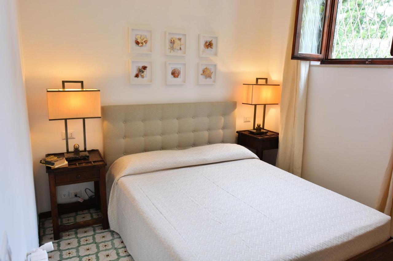 Luna Caprese Guest House อนากาปรี ภายนอก รูปภาพ