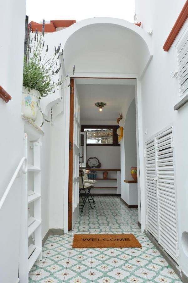 Luna Caprese Guest House อนากาปรี ภายนอก รูปภาพ