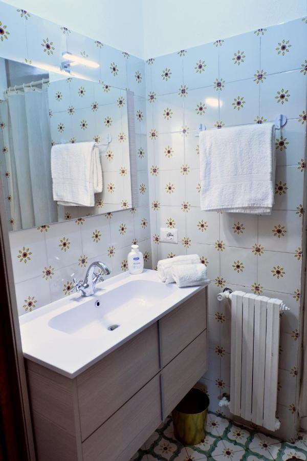 Luna Caprese Guest House อนากาปรี ภายนอก รูปภาพ